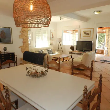 酒店 Casa-mare-nostrum 4*